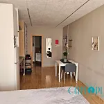 & Pool, Primera Linea 아파트