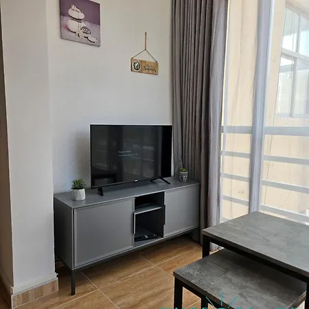 & Pool * Кальпе