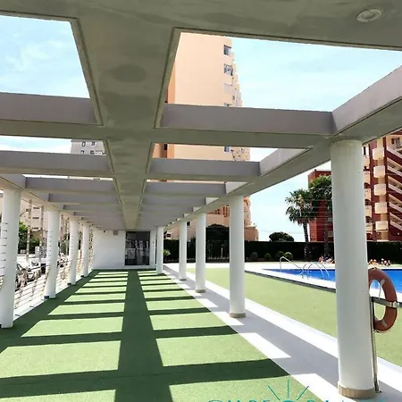 & Pool, Primera Linea Lägenhet